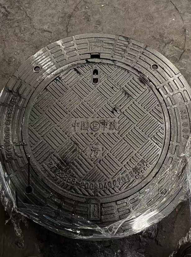 环翠球墨铸铁防沉降井盖展示